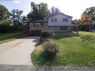 4135 Cambridge Dr, Irwin, PA