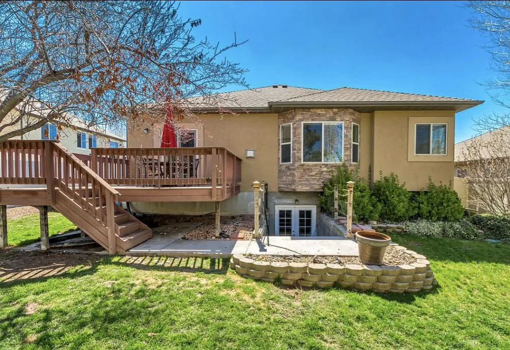 498 W Aspen Peak Dr — Photo 3