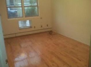 9 Seeley St APT 2, Brooklyn, NY 11218