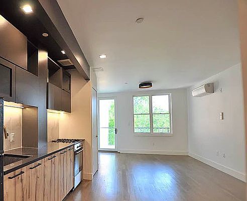 1st image of 709 Sterling Pl #2C
