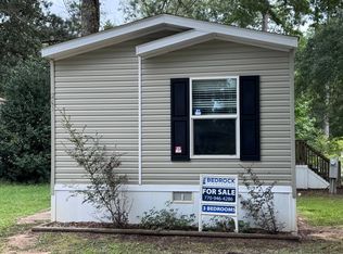 211 Oxford Cir, Hampton, GA 30228