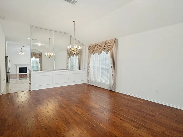 8809 Sunset Trace Dr — Photo 2