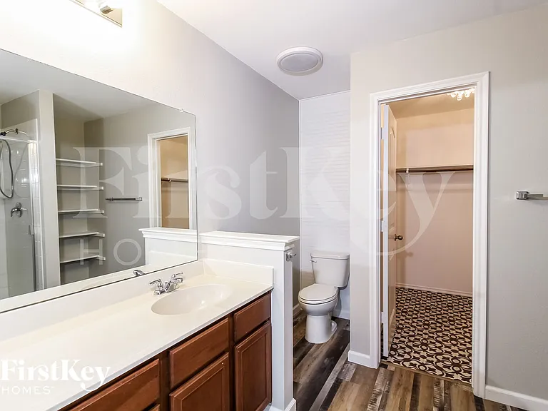1307 Bent Grass Dr — Photo 9