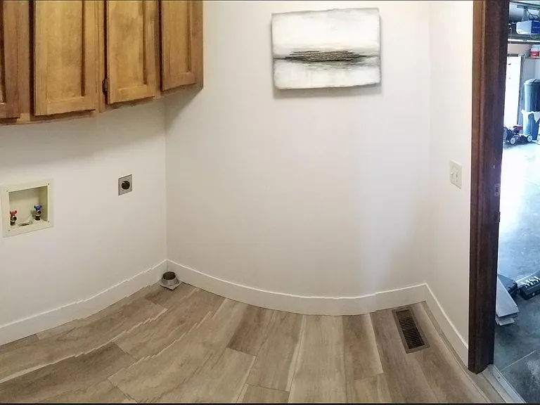 309 Pinehurst Dr — Photo 10
