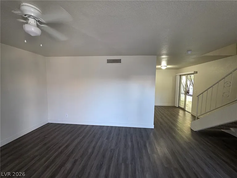 3364 Royce Ct — Photo 22