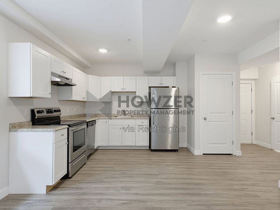 1st image of 40 Summer St #102