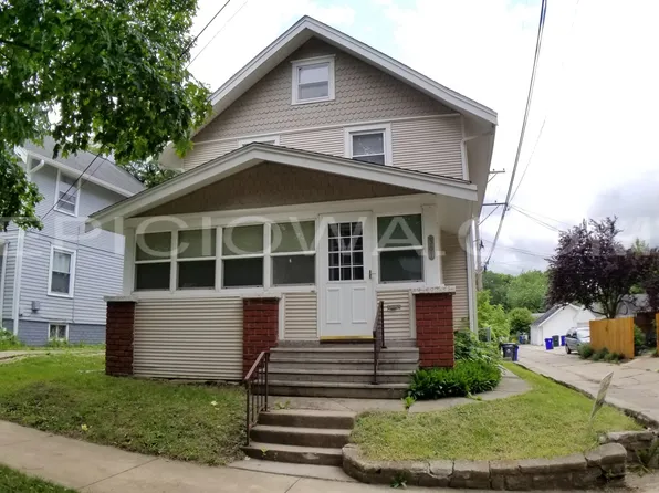 361 20th St SE, Cedar Rapids, IA 52403