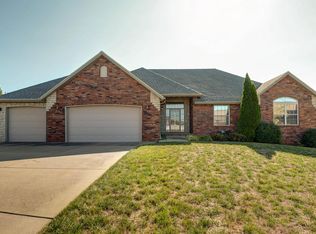 3310 N Blair Ct, Springfield, MO 65803