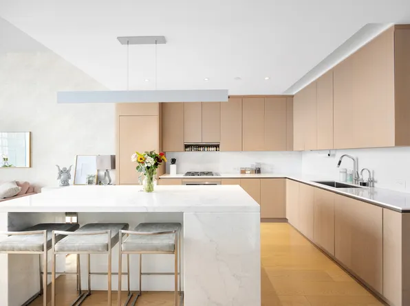 15 Hudson Yards image 7 of 30