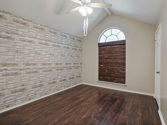 5th image of 7520 Lake Arrowhead Dr