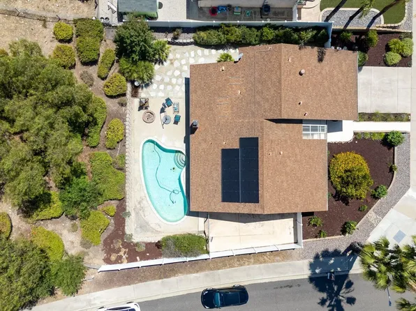 10565 Strathmore Dr, Santee, CA 92071