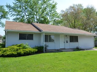 761 Hillcrest Dr, Romeoville, IL 60446