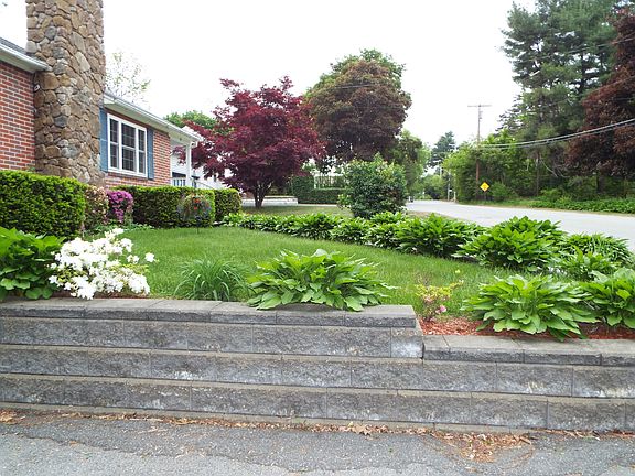 3rd image of 88 Long Pond Dr