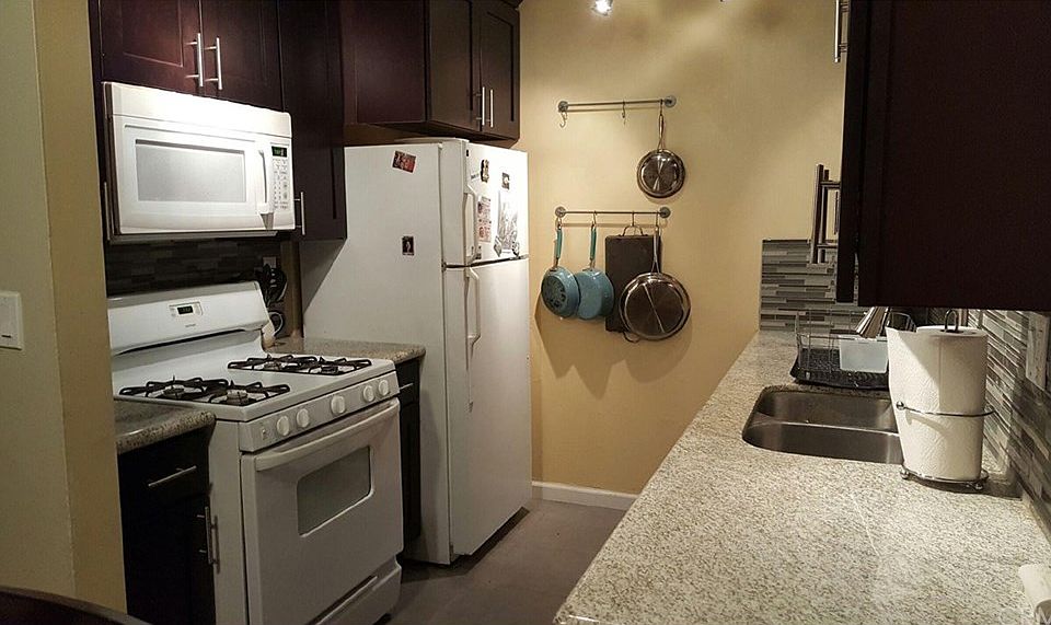 1st image of 13100 Dronfield Ave #1/2