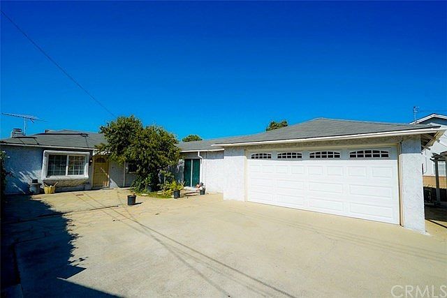 1st image of 1037 S Gladys Ave