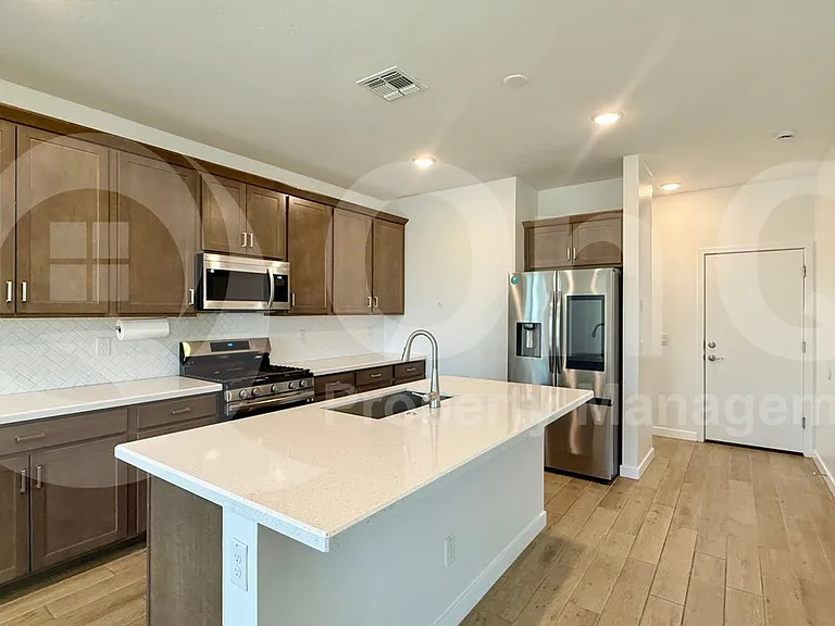 9305 E Sebring Ave — Photo 3