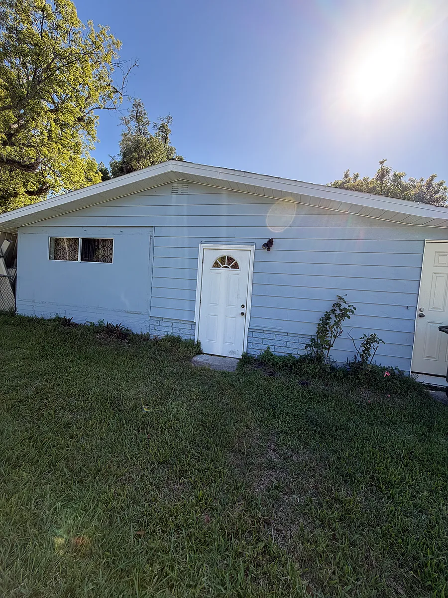 Building Photo - 475 Brentwood Dr #A