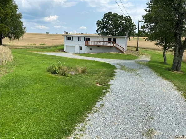 3 Fox L Ln W, Tamaqua, PA 18252