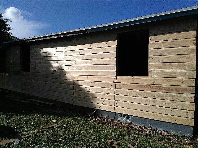 2nd image of 215 NW 14th Ave