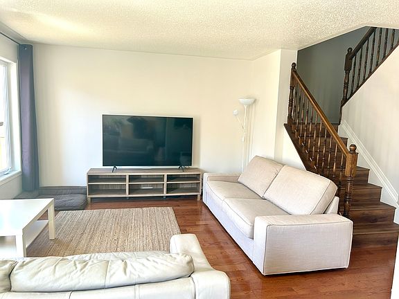 5th image of 176 Cresthaven Dr #176