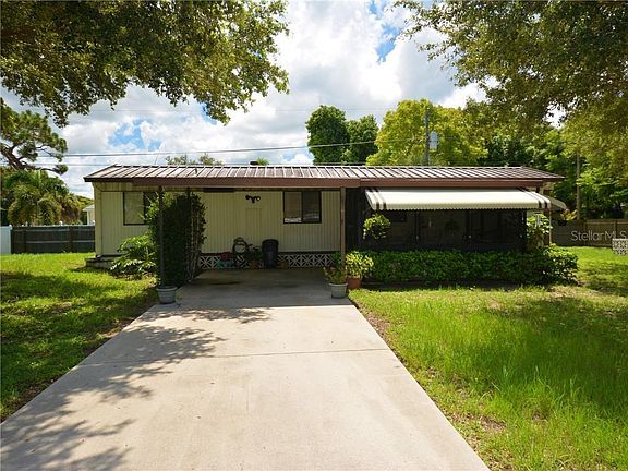 3rd image of 110 Marland Ct