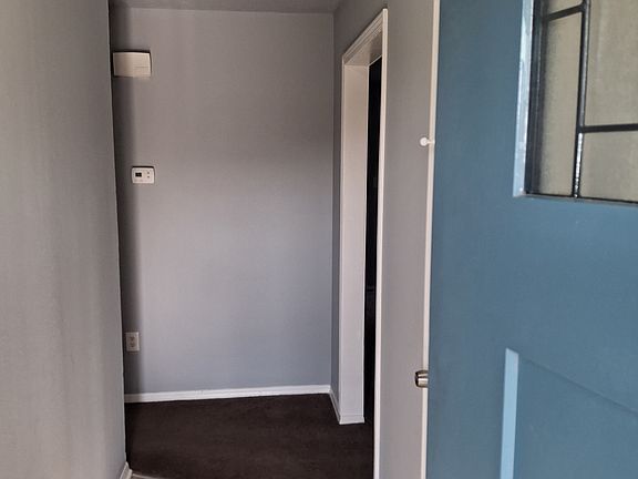 3rd image of 111 SE Coachman Dr