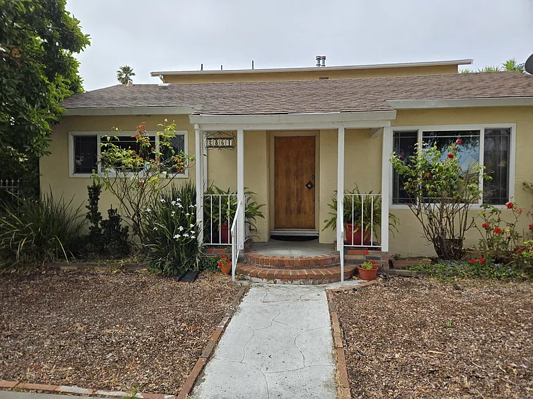 2864 Maricopa Ave — Photo 1
