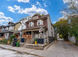 69 Laing St, Toronto, ON M4L 2N4
