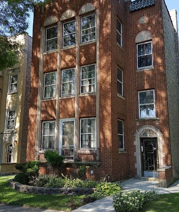 1st image of 8030 S Paxton Ave APT 3