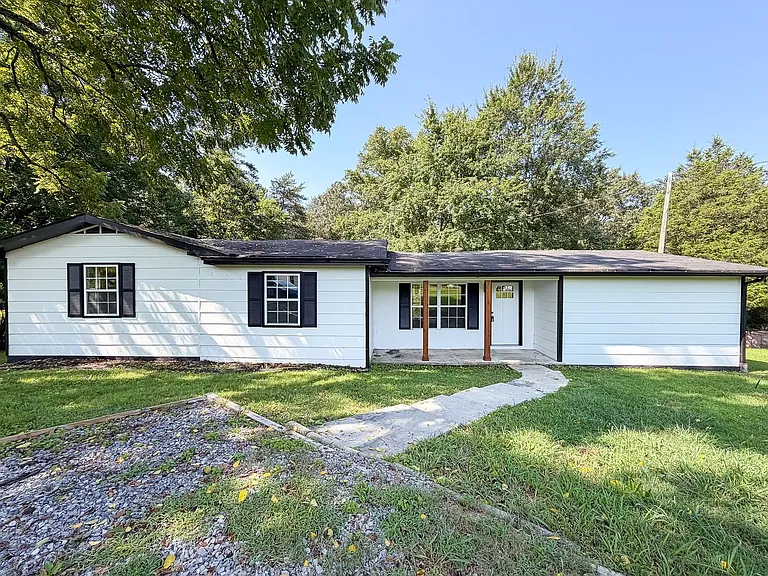 125 Anderson Rd — Photo 4