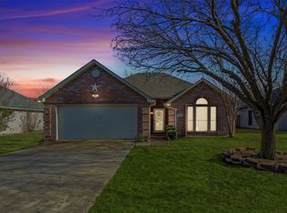 922 Alpine St, Forney, TX 75126