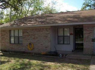 4015 Woodbriar Dr, Bryan, TX 77802