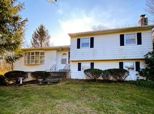 170 Chapel Hill Rd, Lloyd, NY 12528