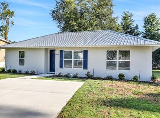 6004 E 7th Mnr, Palatka, FL 32177