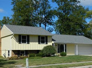 215 Bramblebush Ln, Springboro, OH 45066