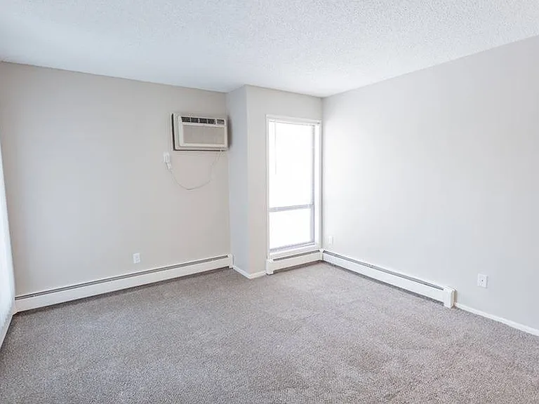 Reno BR window
