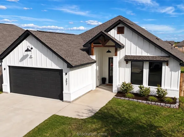 352 Brazos Bnd, Snook, TX 77878