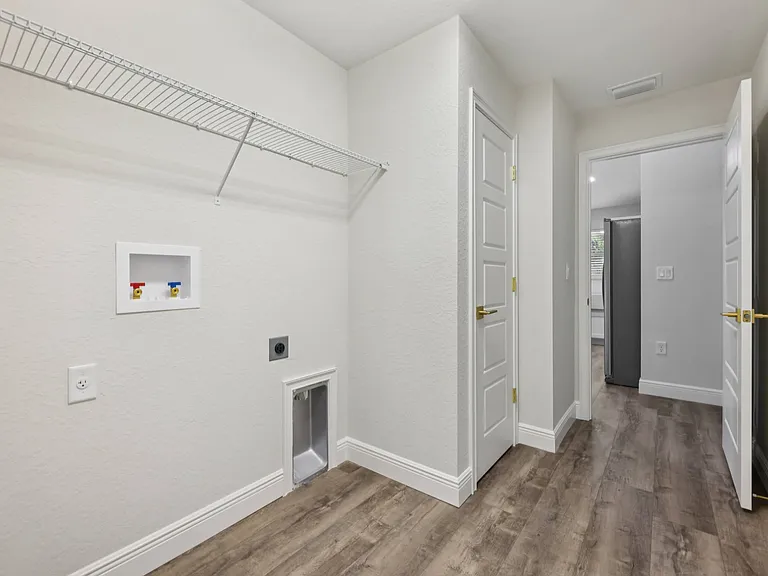10675 N Adler Dr — Photo 23