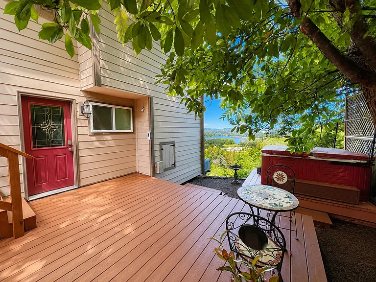 Deck area scenic view