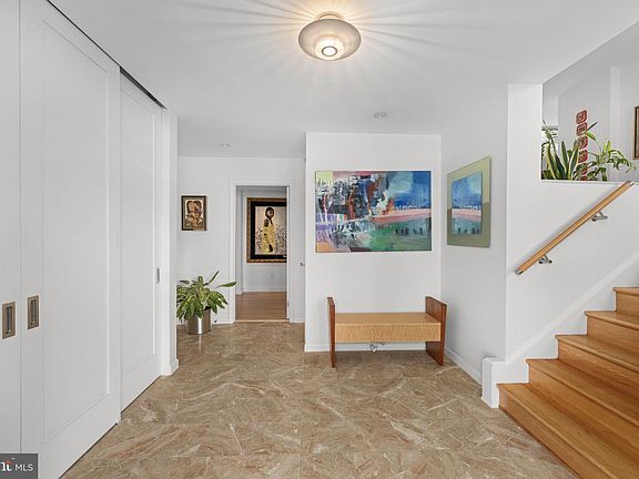 4th image of 6226 Nelway Dr