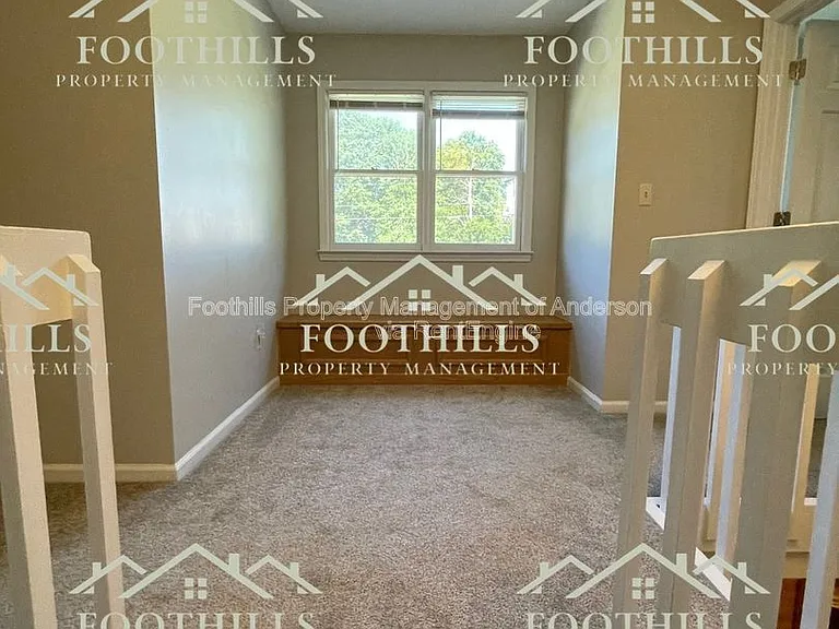 214 Keithwood Dr — Photo 8