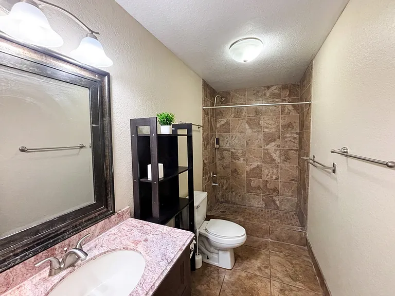 8610 Laguna Rio — Photo 10