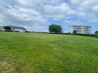 1 Hammock Point Rd, Crisfield, MD 21817