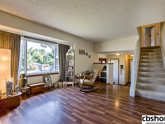 5th image of 14918 Chateau St