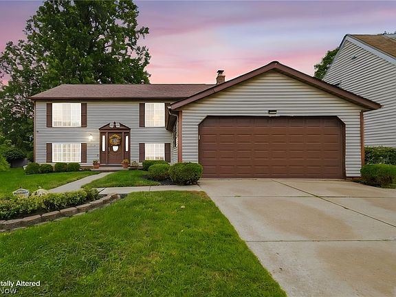 2nd image of 5487 Oak Ridge Dr