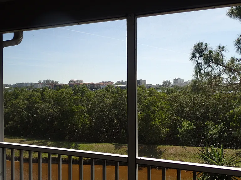 9614 Tara Cay Ct — Photo 147