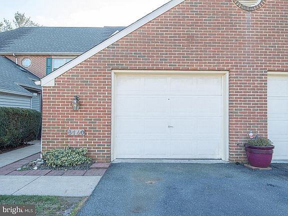 4th image of 3140 Cornerstone Dr