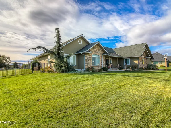 654 Friedline Rd, Yakima, WA 98908