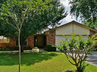 3232 Hemlock Cir, Dickinson, TX 77539