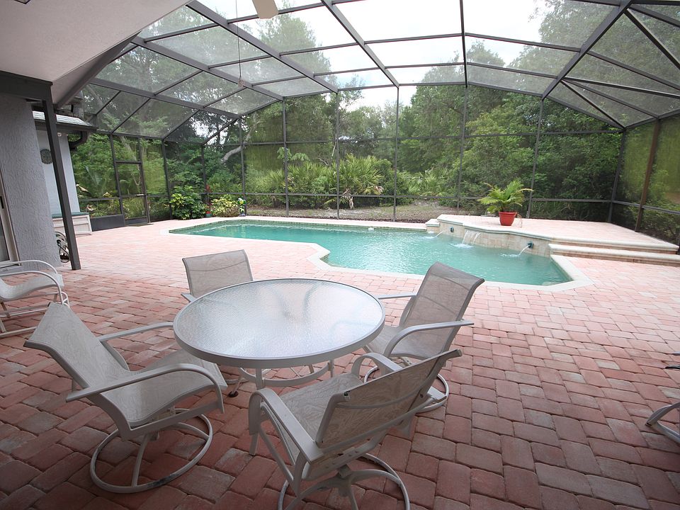 1st image of 369 Eagle Creek Cir